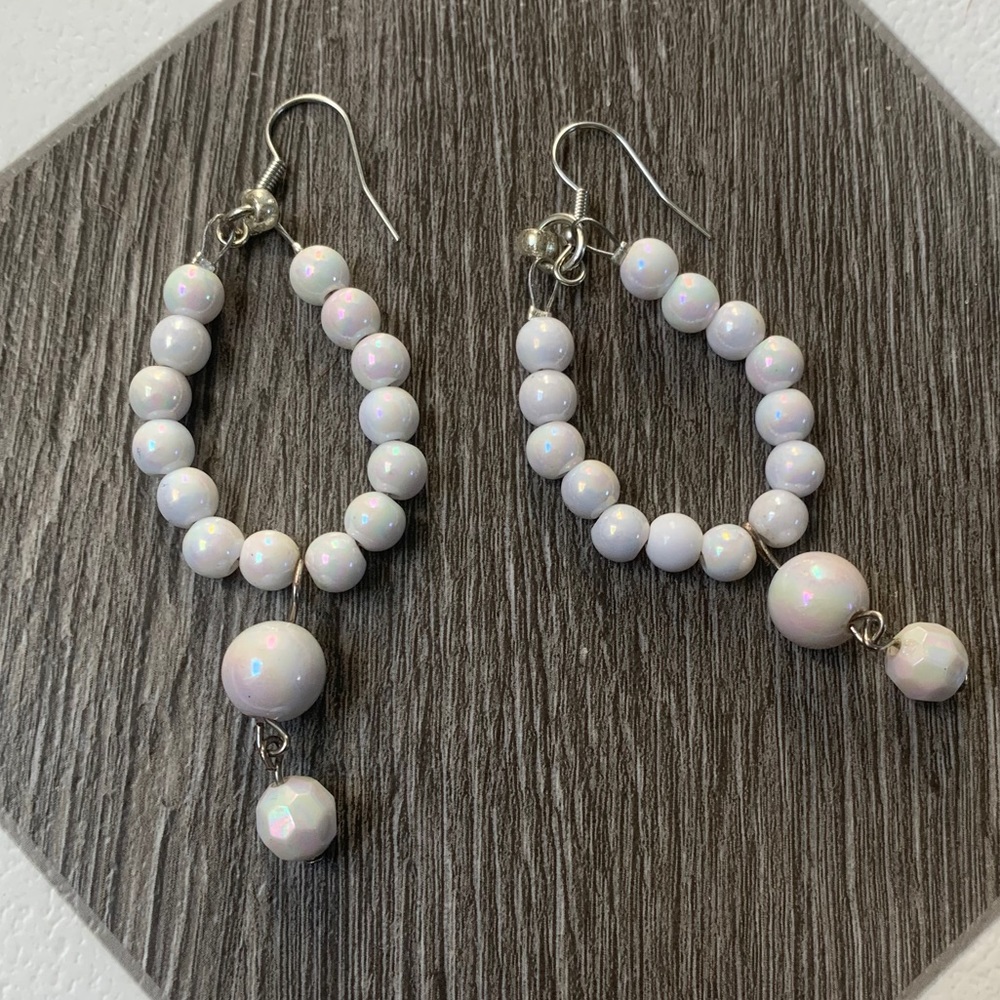 Pearl bead earrings